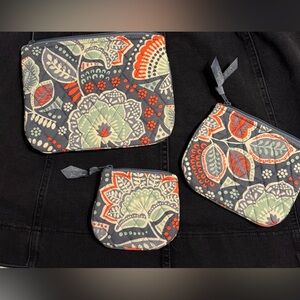 Vera Bradley Floral Quilted Patterned 3 Piece Pouch Set